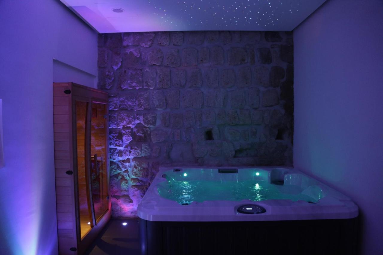 Cellamare Suite & Spa Napels Buitenkant foto